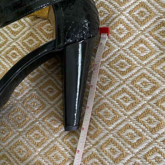 Stunning Coach Snakeskin Platform Heels - Picture 3 of 7